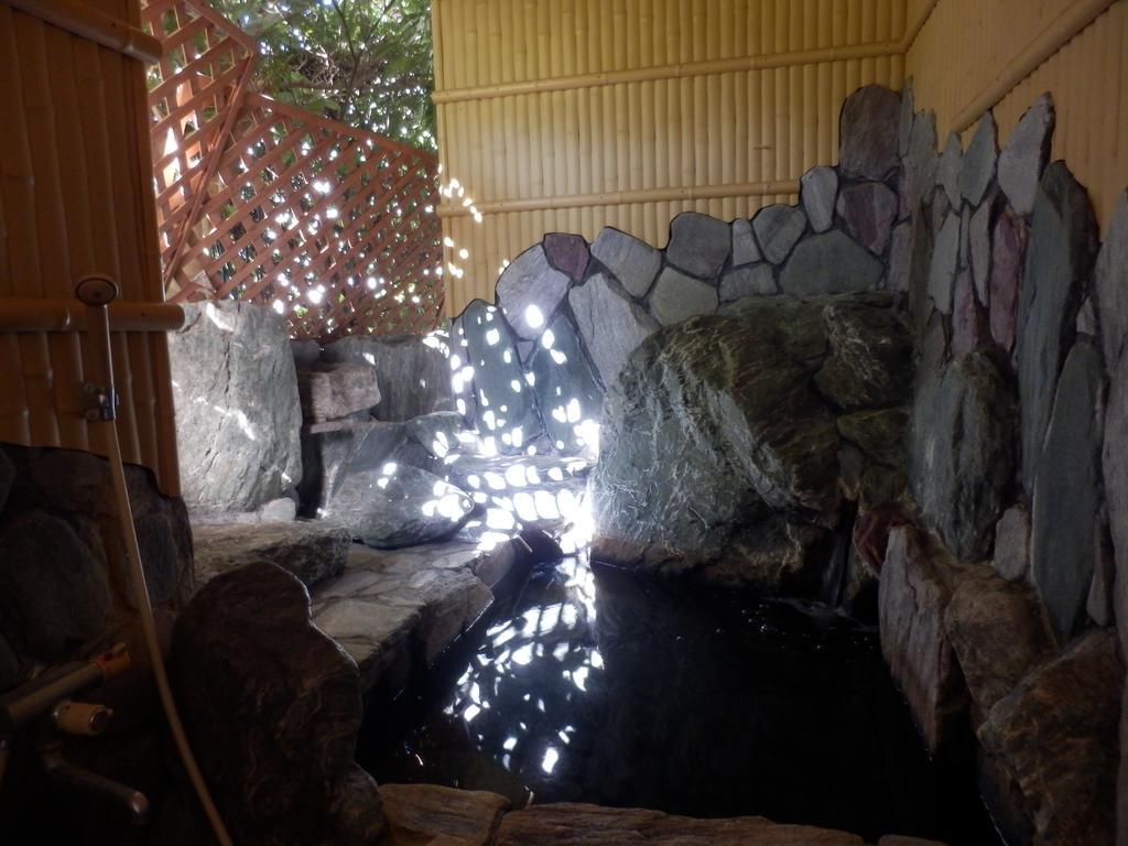 Izumi Hotel อิซุ ภายนอก รูปภาพ