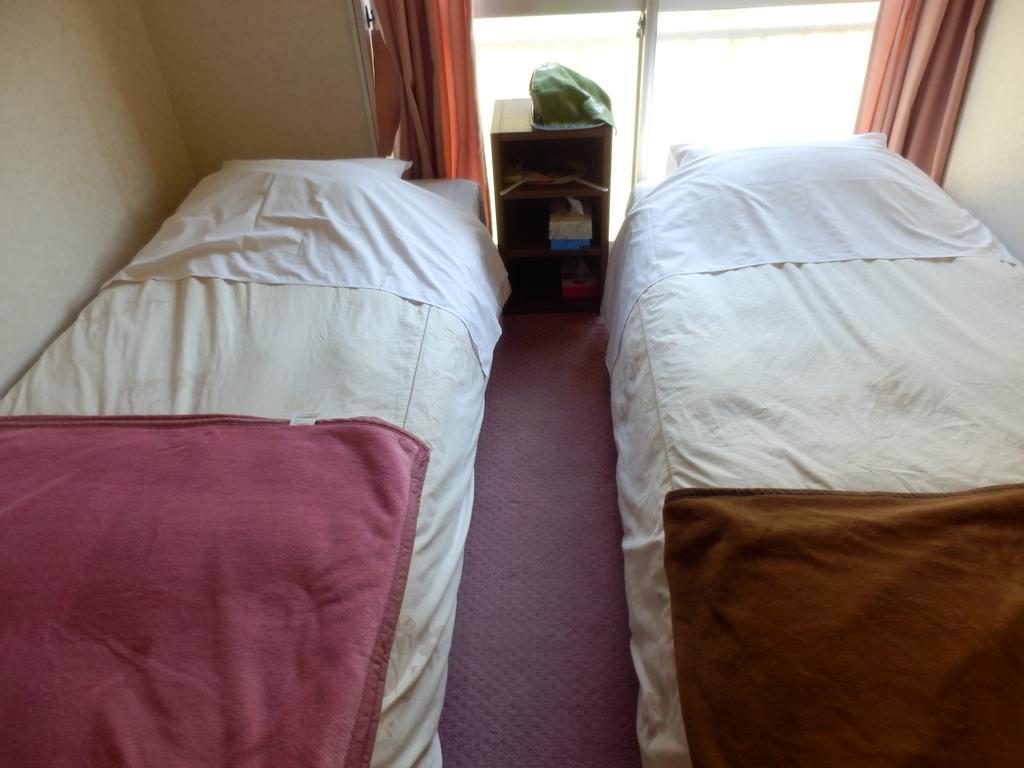 Izumi Hotel อิซุ ภายนอก รูปภาพ